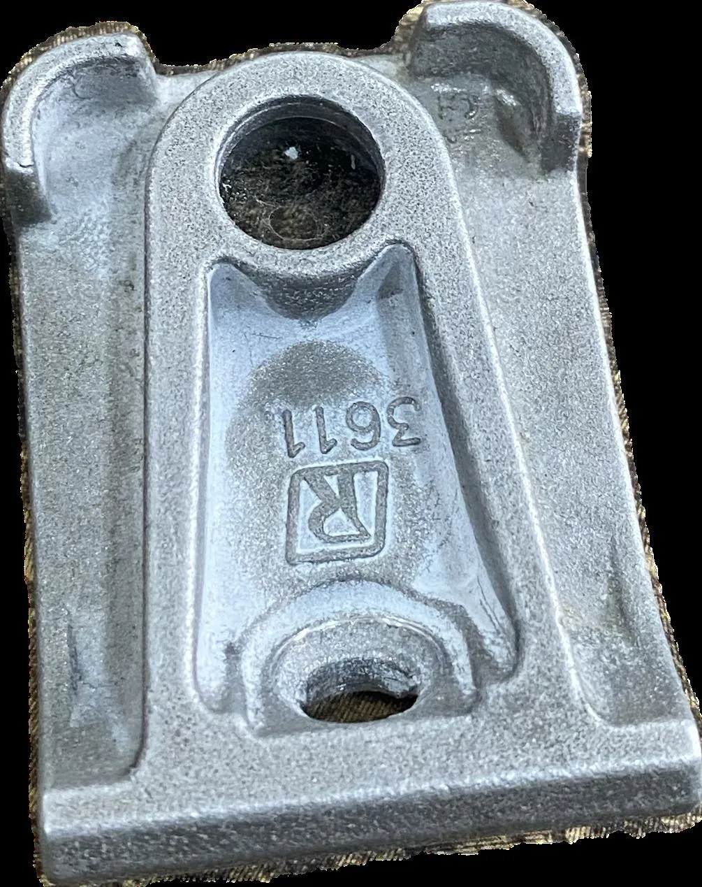 Aluminium die-cast hinge lever component
